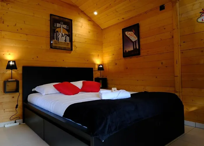 - La Maisonnette De Anne Daire *